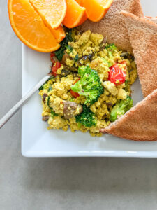 Tofu Scramble with Spinach, Each Healthy Bite